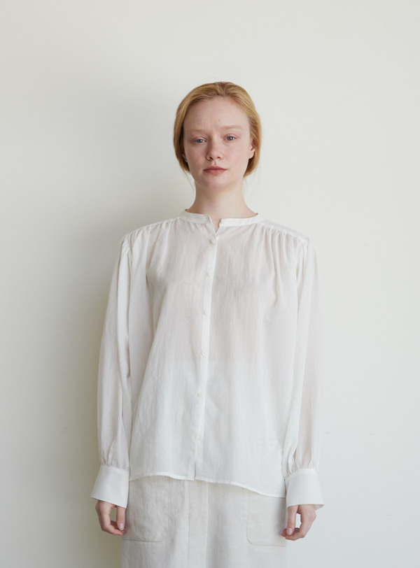 Cotton shirring blouse (ivory)