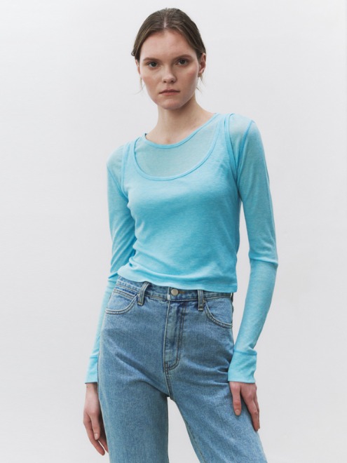 Layered top (blue)